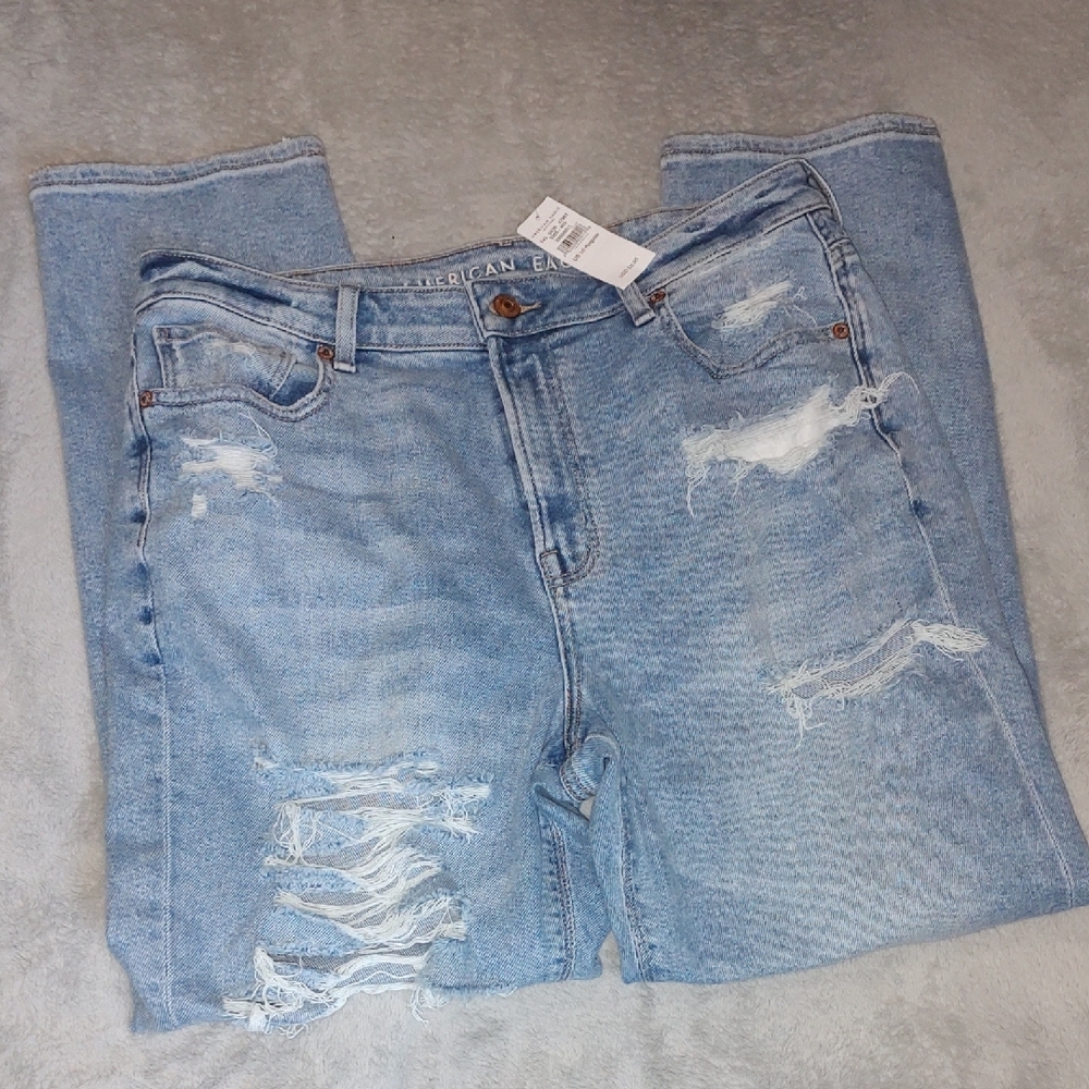 American Eagle Distressed Blue Jeans
